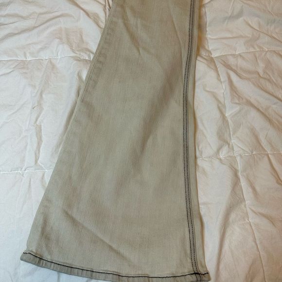 True Religion women's jeans Flare wide leg low rise size 26 western style cream - Picture 7 of 16